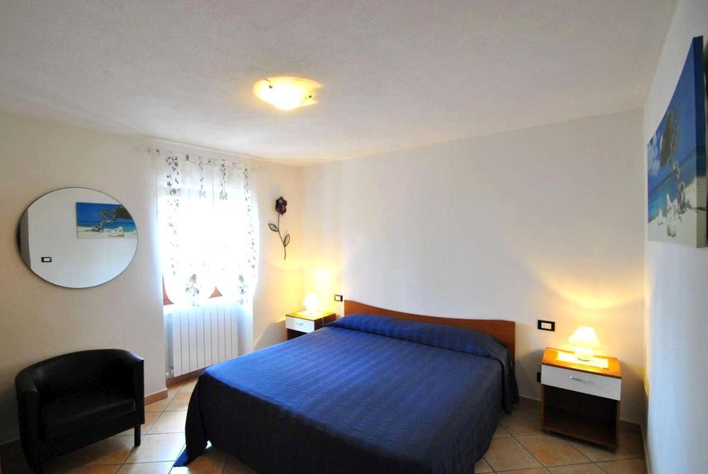 Casa Vacanze L'Agrifoglio Magliolo Exterior foto