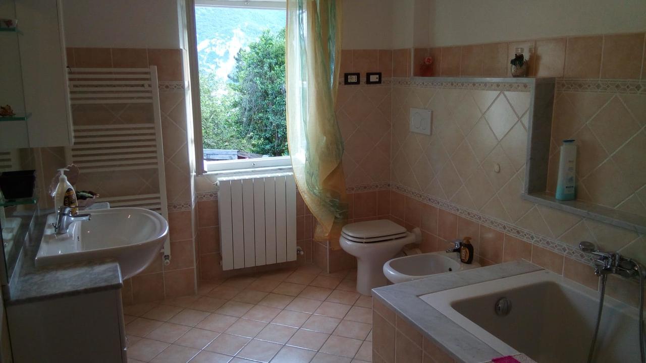 Casa Vacanze L'Agrifoglio Magliolo Exterior foto