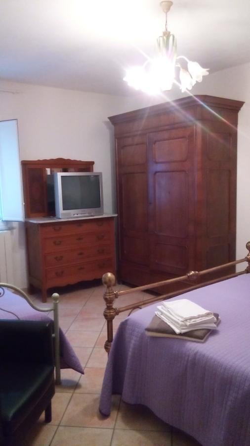 Casa Vacanze L'Agrifoglio Magliolo Exterior foto