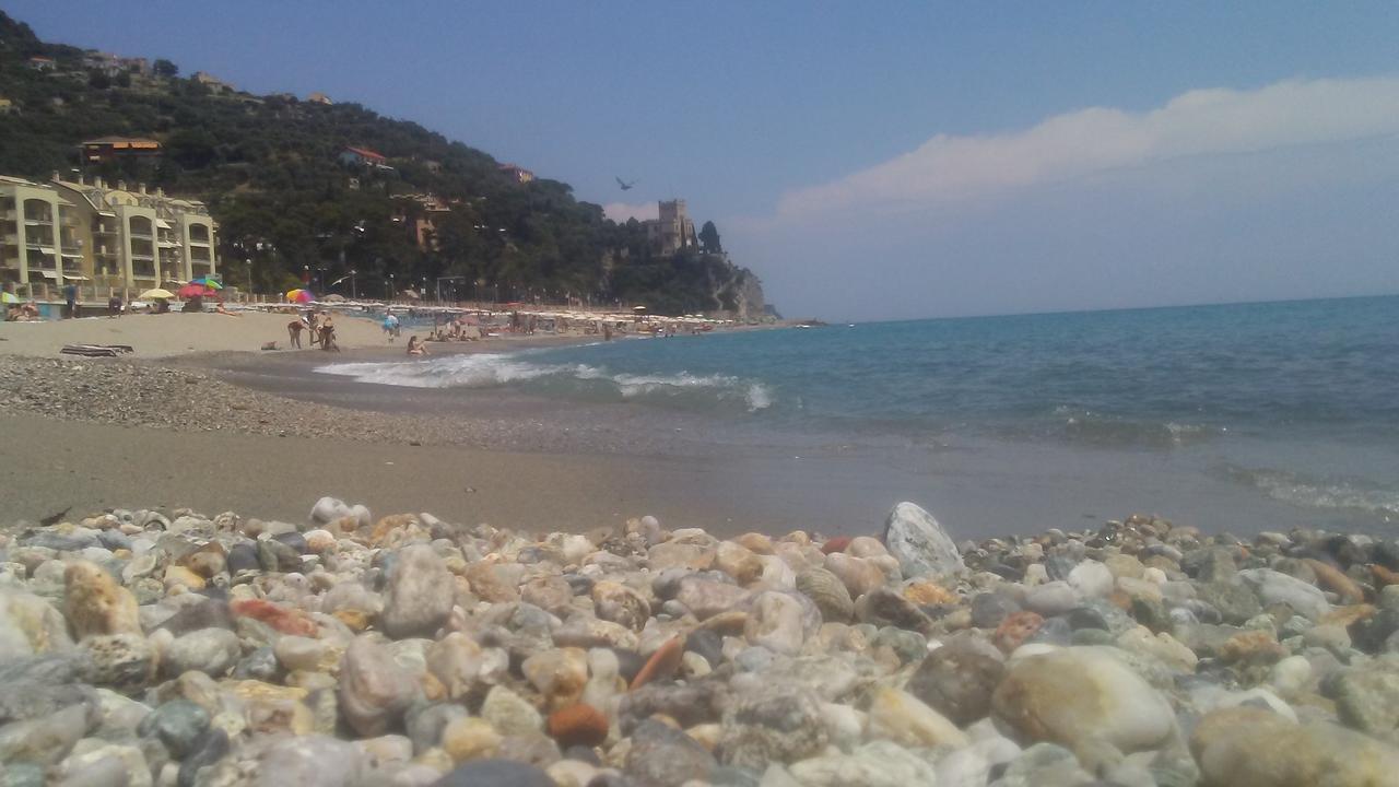 Casa Vacanze L'Agrifoglio Magliolo Exterior foto
