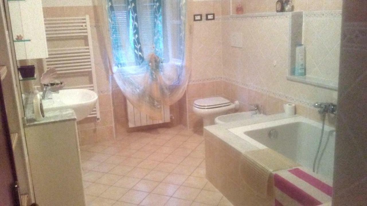 Casa Vacanze L'Agrifoglio Magliolo Exterior foto